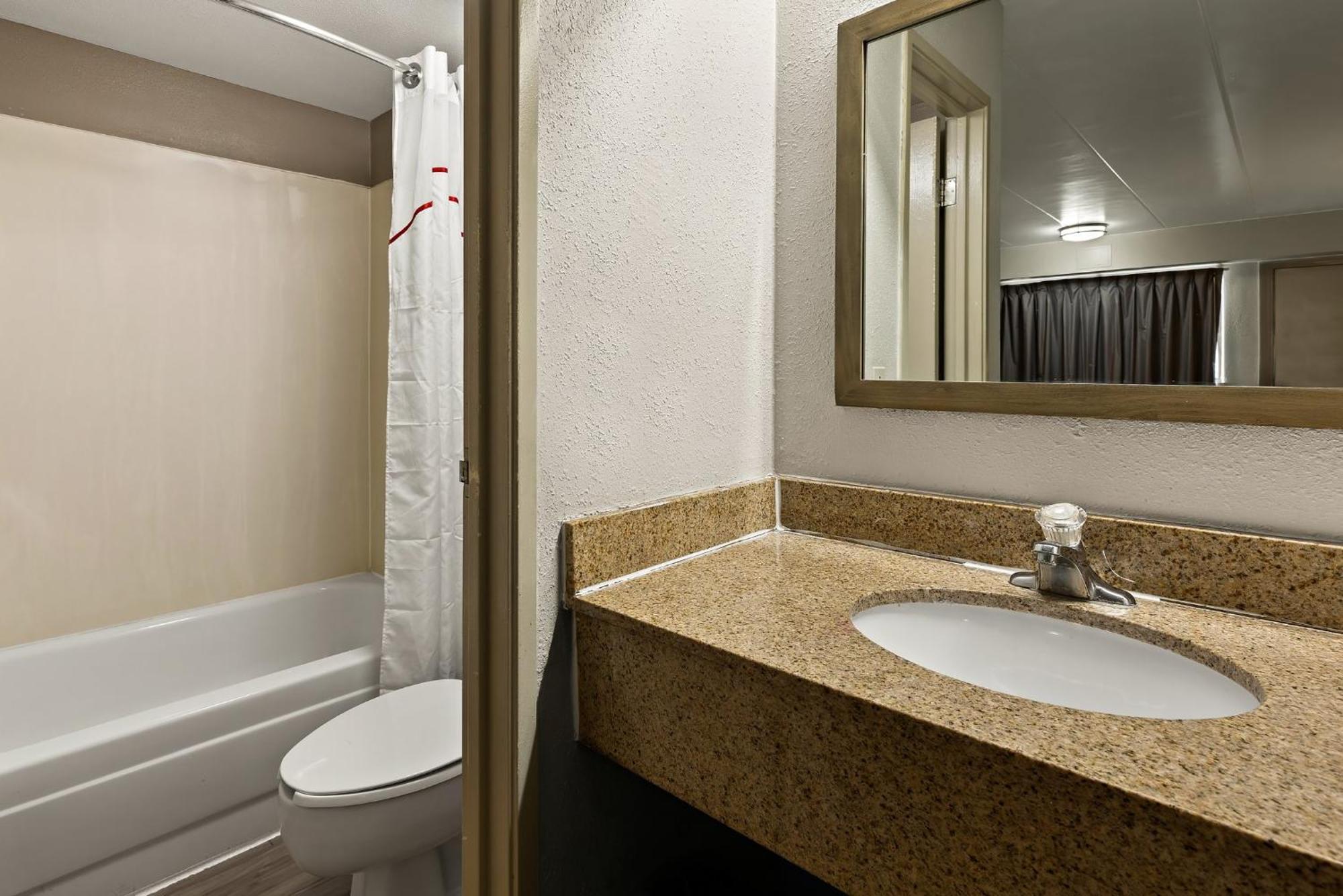 Red Roof Inn Cleveland - Independence Εξωτερικό φωτογραφία